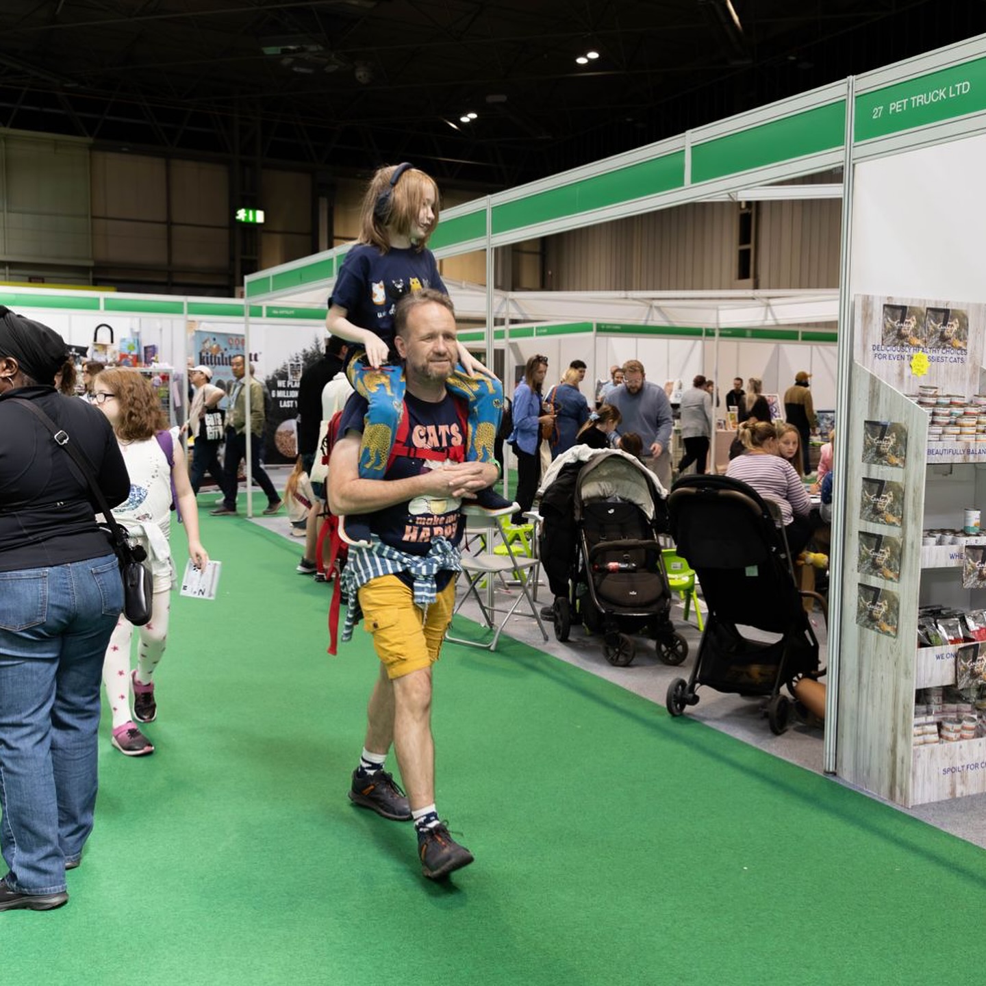 Cat Show Live 2025 — show floor